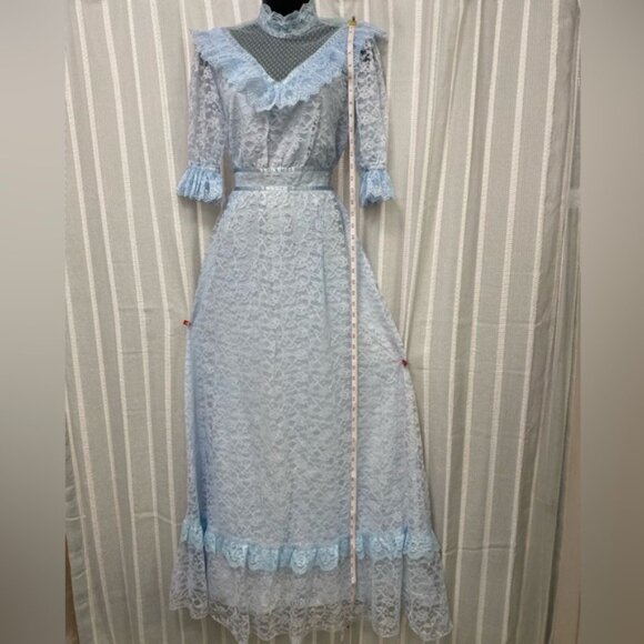 Vintage 70’s / 80’s Blue Lace High Collar Dress‎ Vintage  Size 9/10 Union Label - Picture 7 of 16